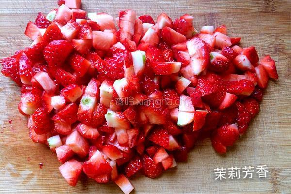 草莓果酱的做法图解2