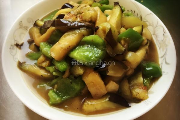耗油炒青椒茄子的做法图解6