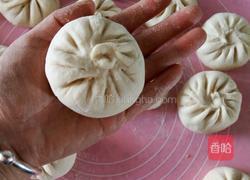 猪肉元葱胡萝卜包子的做法图解15