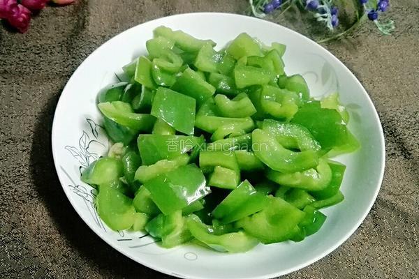 甜椒炒牛肉的做法图解6