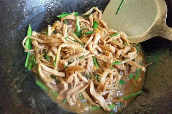 肉丝黄花菜的做法图解12
