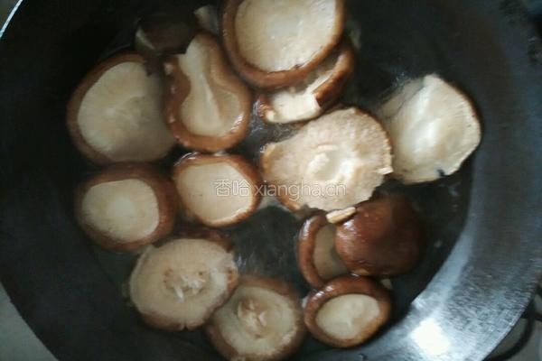 香菇烧油菜的做法图解3