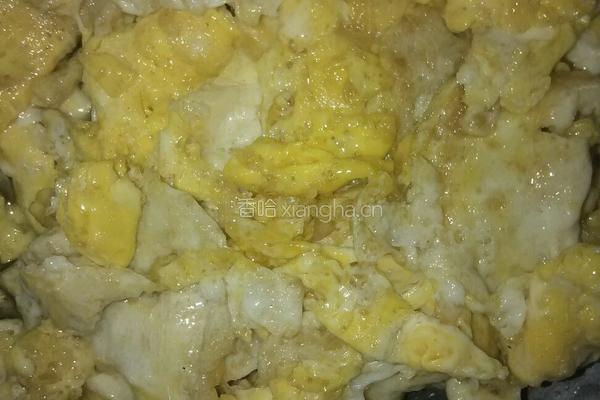 韭菜鸡蛋烧豆腐的做法图解2