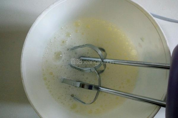 自制草莓卷的做法图解2