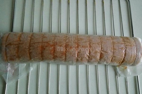 自制草莓卷的做法图解12