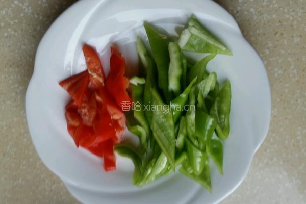 彩椒炒鸡蛋的做法图解2