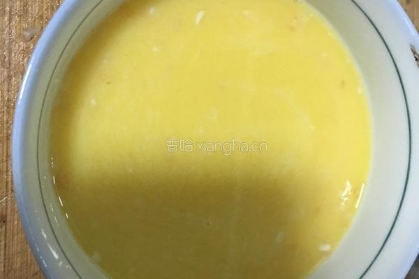 虾仁鸡蛋糕的做法图解2
