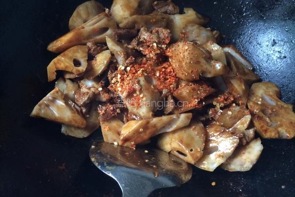 莲藕烧肉的做法图解5