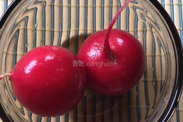 香煎三文鱼块拼盘的做法图解1