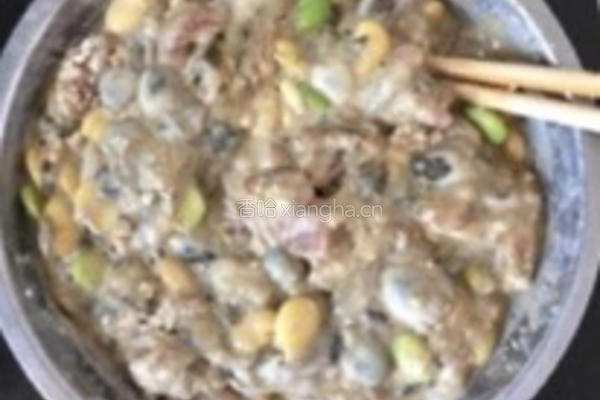 海蛎肉片汤的做法图解2