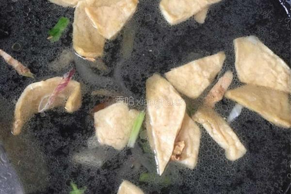 海蛎肉片汤的做法图解3
