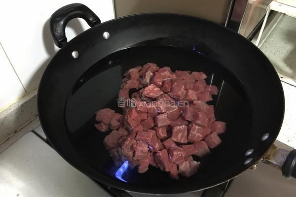咖喱土豆牛肉的做法图解2