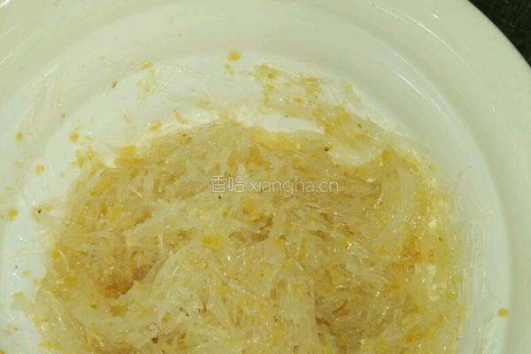 蒜蓉粉丝蒸鲜鲍的做法图解6
