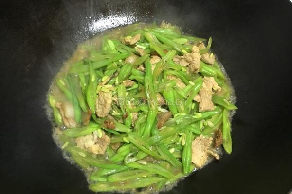 四季豆炒猪肉的做法图解3