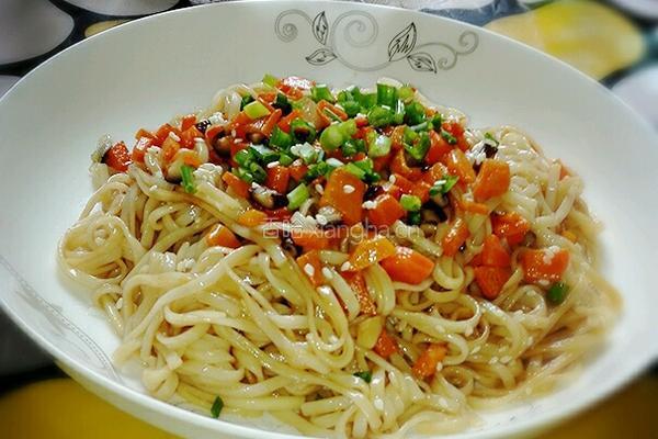 葱油拌面的做法图解4