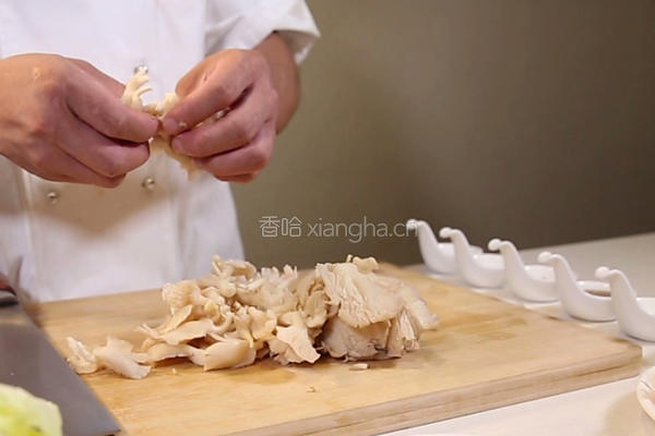 素炒平菇的做法图解2