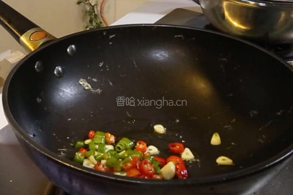 秋葵炒鸡蛋的做法图解4