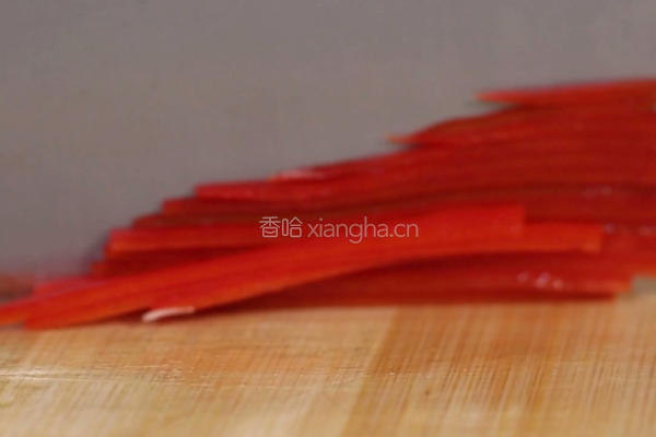 清蒸鲈鱼的做法图解1