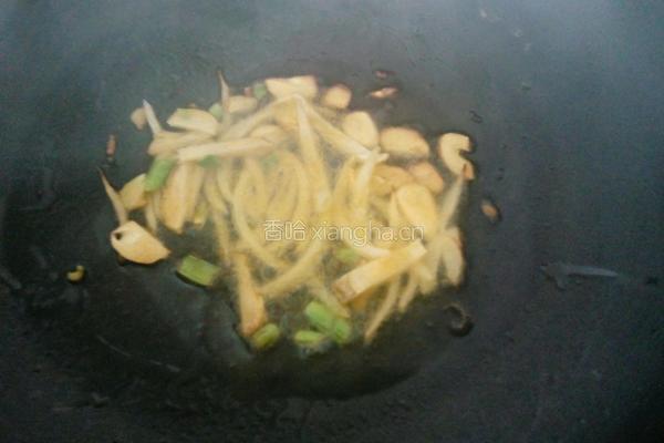 肉丝炒豆芽的做法图解2
