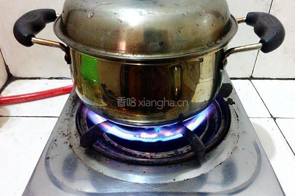 红枣桂圆汤的做法图解4