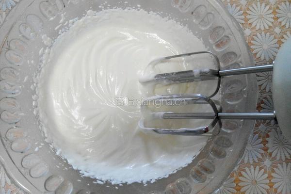 奶油黄桃蛋糕卷的做法图解21