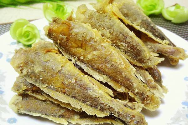 酥炸小黄花鱼的做法图解8