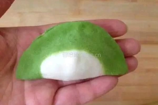 白菜（百财）饺子的做法图解8