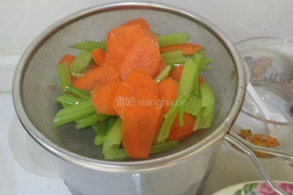 凉拌木耳的做法图解5