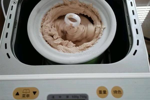 面包机自制巧克力牛奶冰淇淋的做法图解7