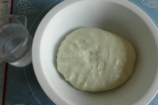 掉渣葱香饼的做法图解1