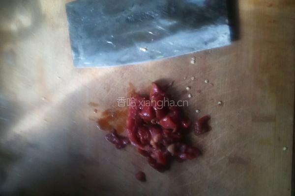 牙签羊肉的做法图解1