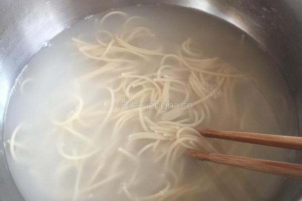 凉拌莜面的做法图解1