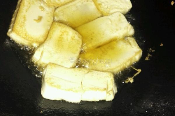 家长菜豆腐炖鱼的做法图解4