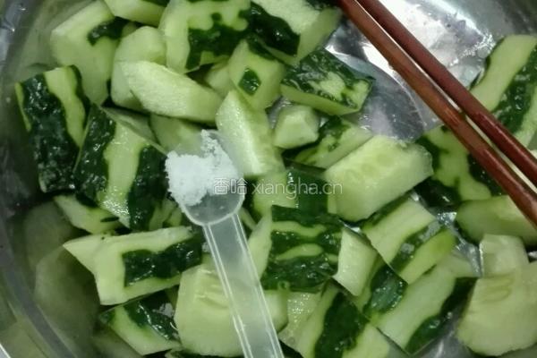 凉拌青瓜（粤式版）的做法图解2