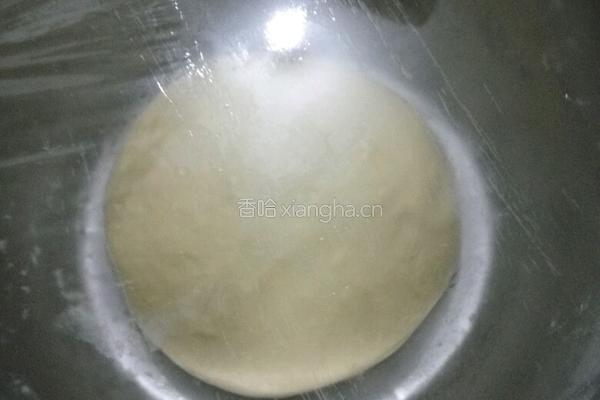 韭菜盒子的做法图解1