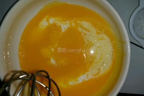 蔓越莓果粒加草莓果酱蛋糕的做法图解6