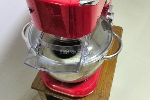 奶酪辫子面包的做法图解3