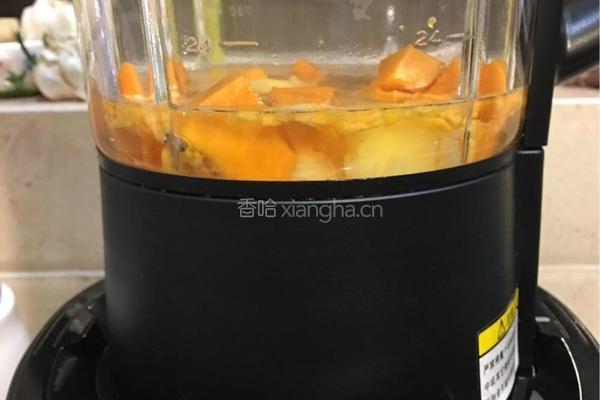 起舞弄清影——芦笋奶油香肠蝴蝶面 配 南瓜浓汤的做法图解3
