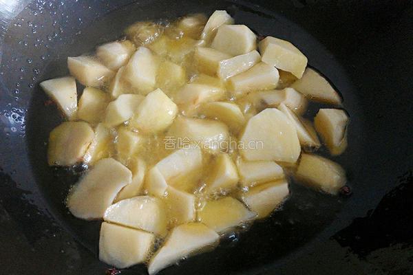 土豆烧五花肉的做法图解5