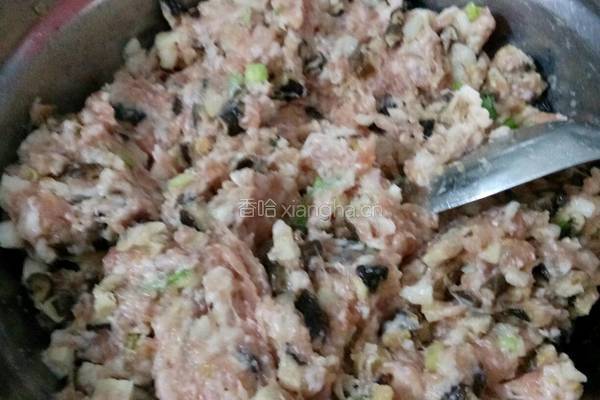 香菇猪肉饺的做法图解4
