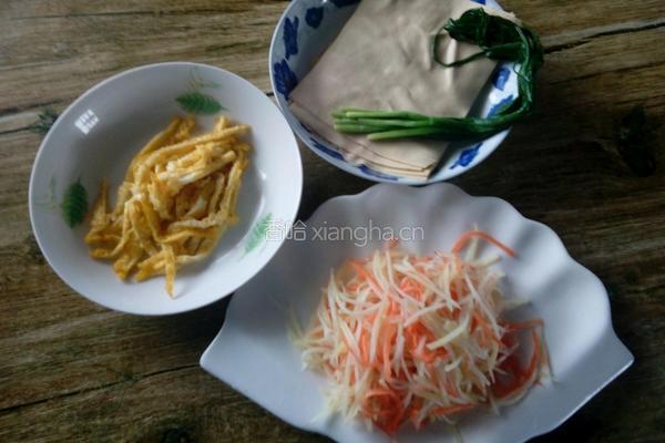 豆腐皮卷三丝的做法图解9