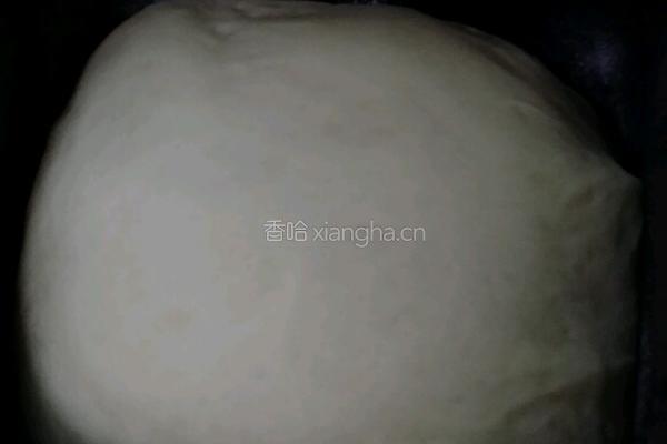 芝麻紫薯面包的做法图解2