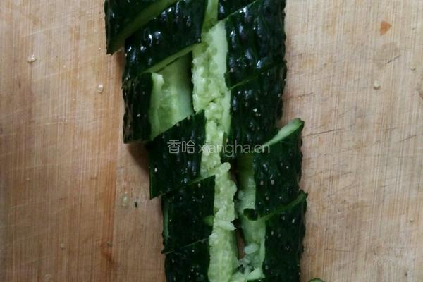 拍黄瓜的做法图解1