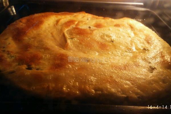 电烤箱葱油饼的做法图解7