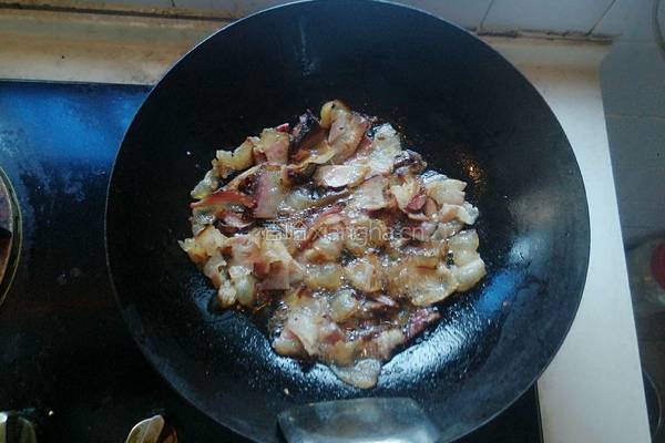 苕皮炒腊肉的做法图解8