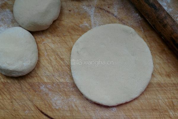 小米面枣饼的做法图解6