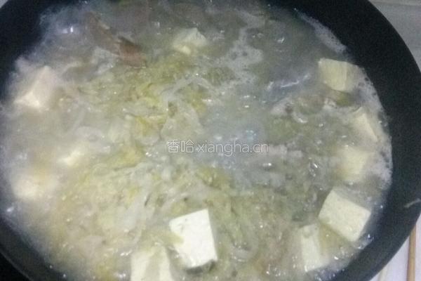 脊骨炖酸菜的做法图解5