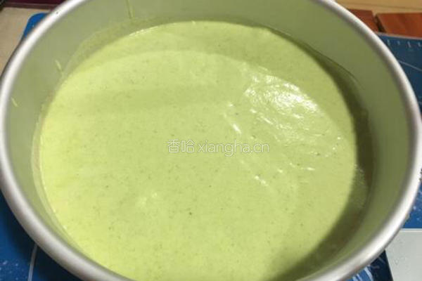 菠菜戚风蛋糕的做法图解10