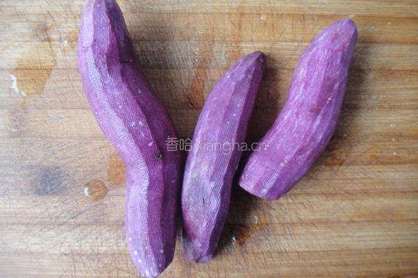 紫薯汤的做法图解1