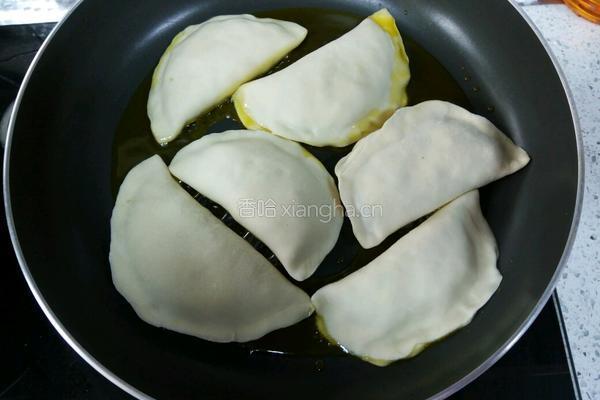 韭菜盒子的做法图解17